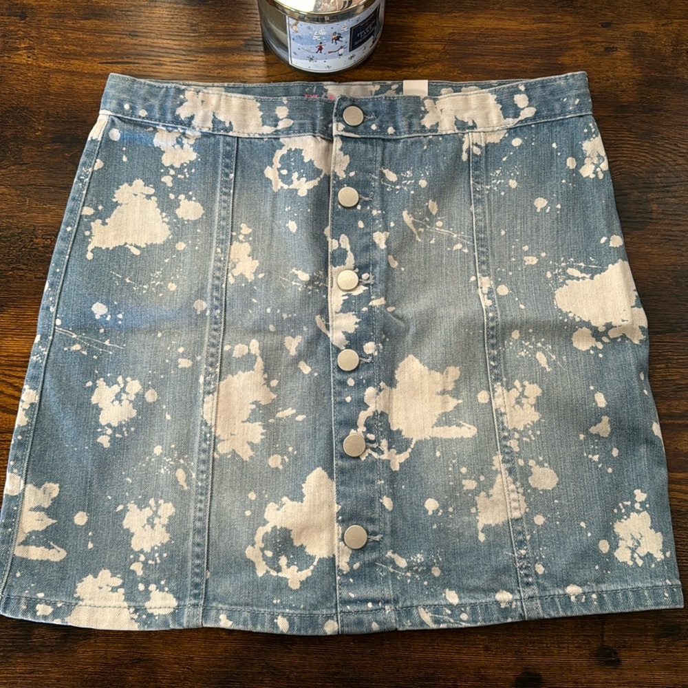 Brand new skirt